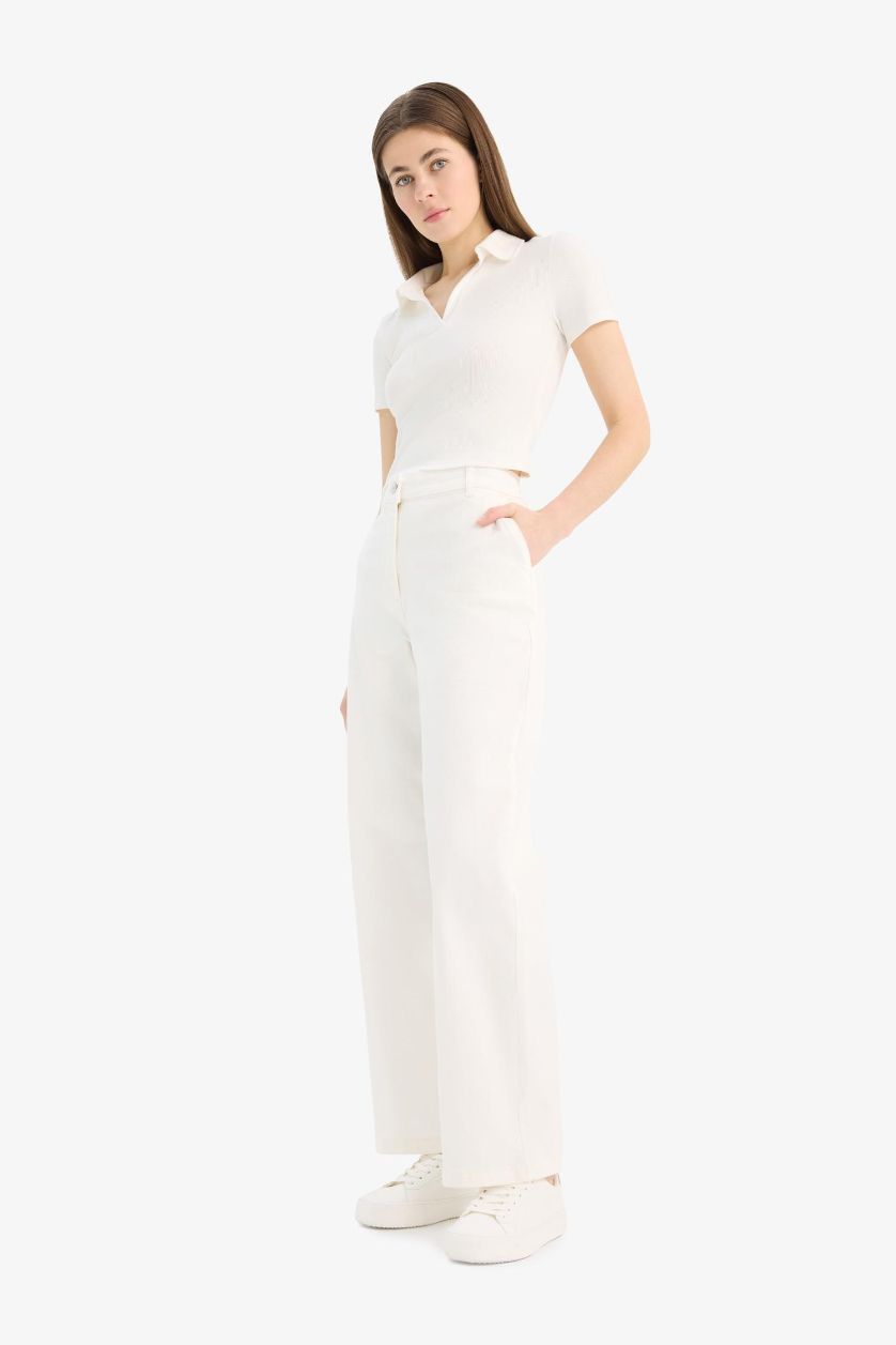 FEMME Écru Pantalon en gabardine large à taille normale et poches