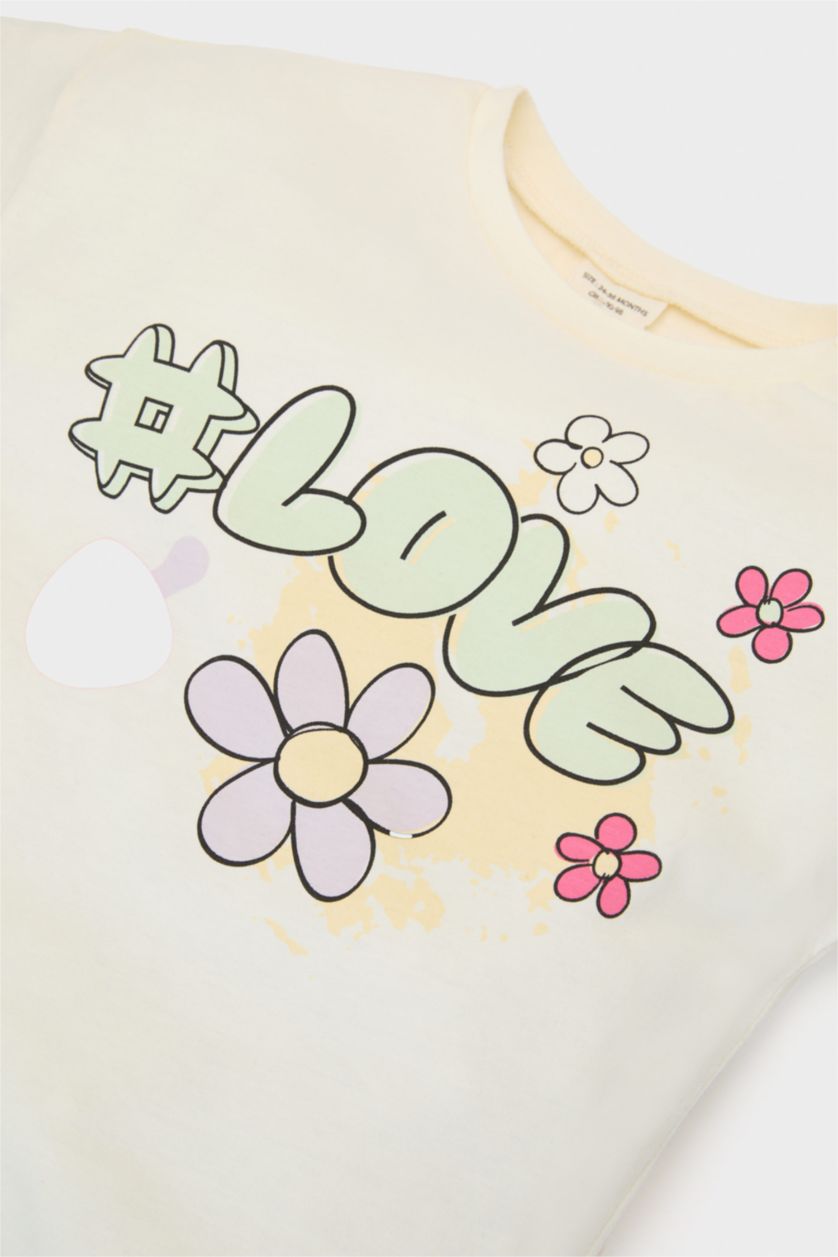 Kız Bebek Ekru 2'li Takım Baskılı Kısa Kollu Tişört Beli Lastikli Desenli Şort Kız Bebek