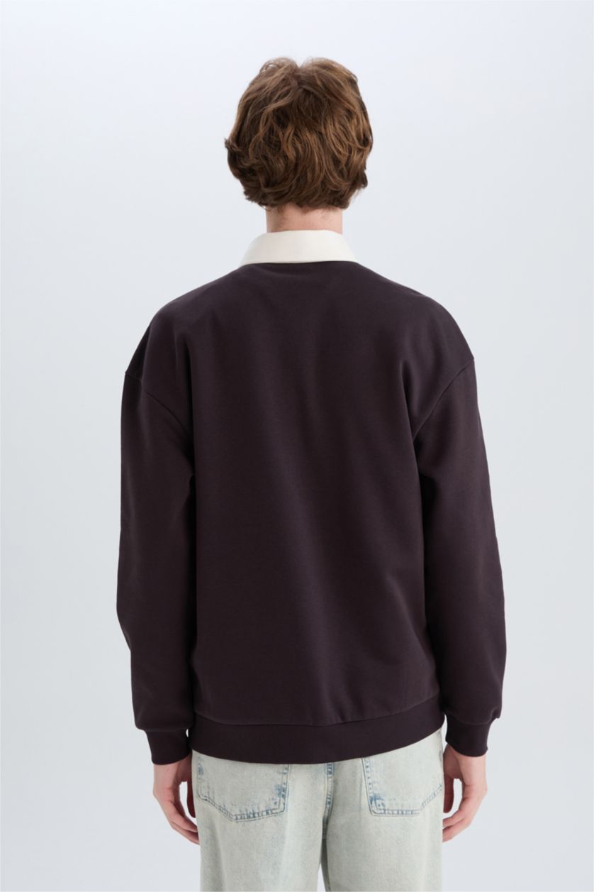 Man Brown Boxy Fit Sweatshirt