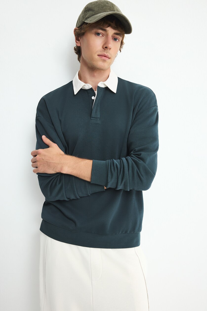 MAN Dark Green Boxy Fit Polo Collar Sweatshirt