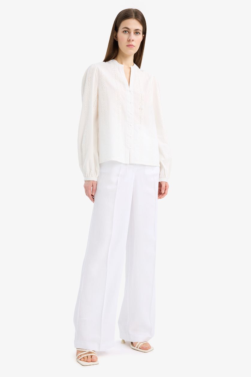 Woman White Fitted Crew Neck Embroidered Long Sleeve Shirt