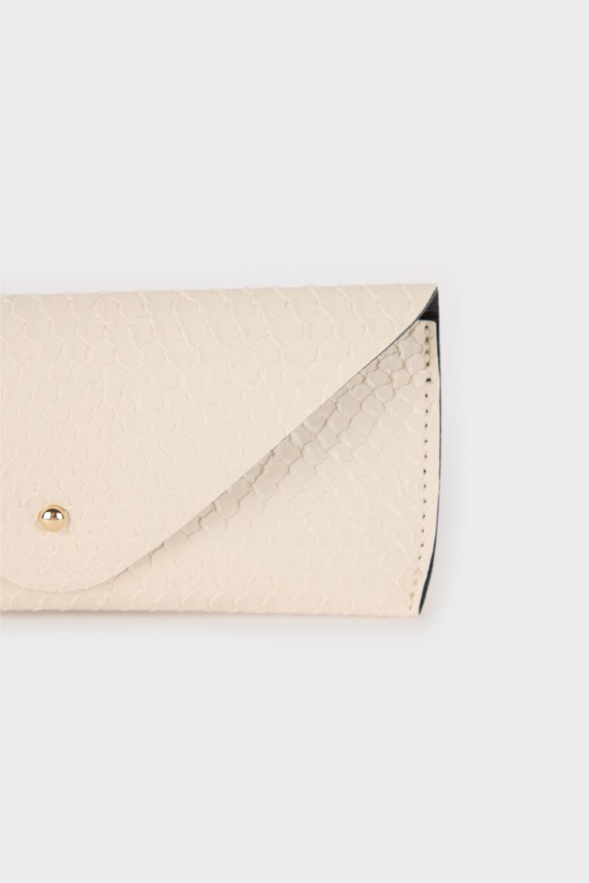 Kadın Bej Kadın Yılan Derisi Desenli Güneş Gözlüğü Kılıfı