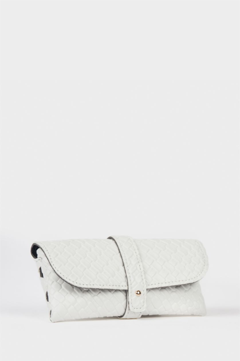 Kadın Beyaz Kadın Güneş Gözlüğü Kılıfı