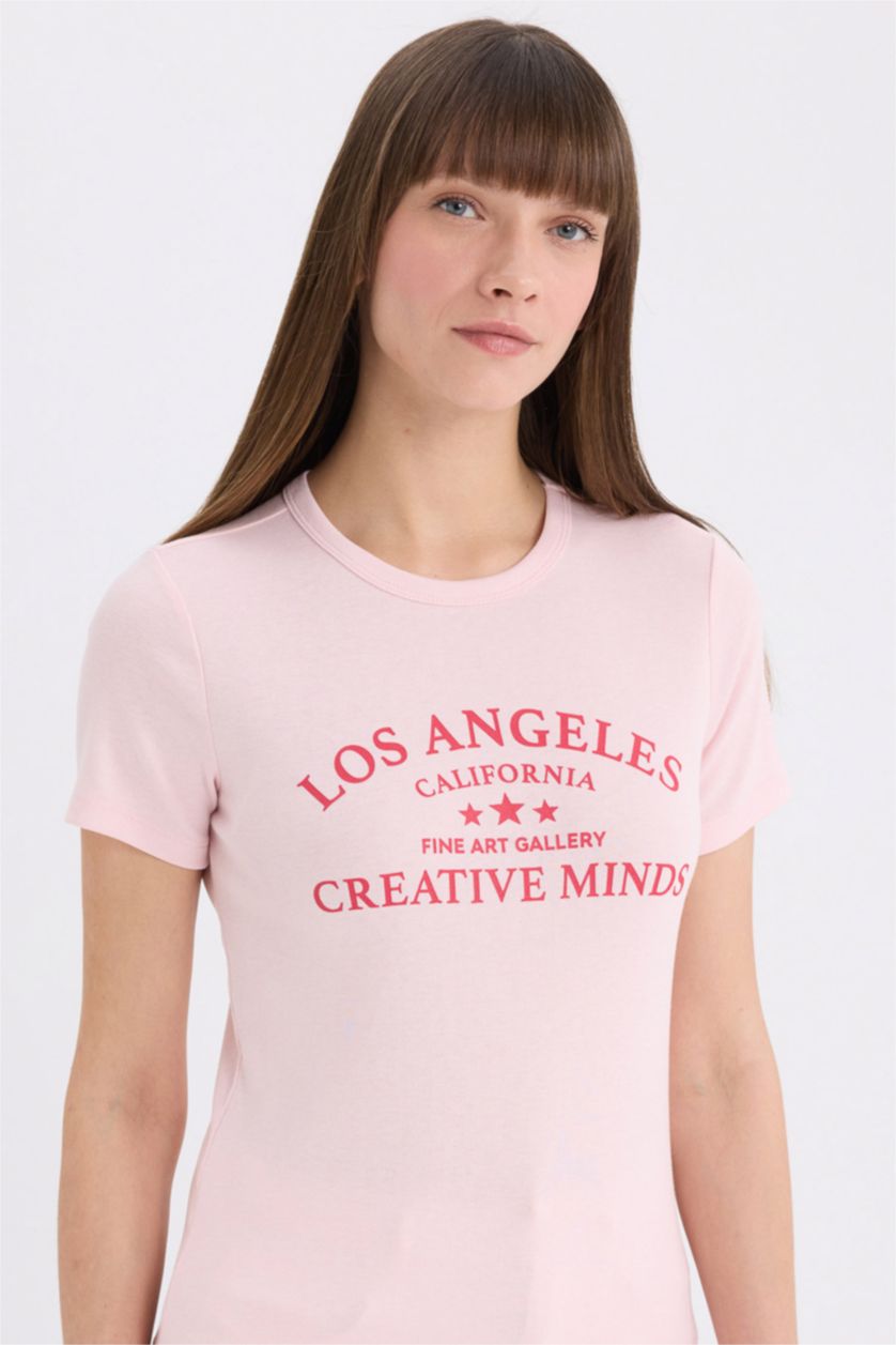 Kadın Açık Pembe Regular Fit Bisiklet Yaka Baskılı Ribana Kısa Kollu Tişört