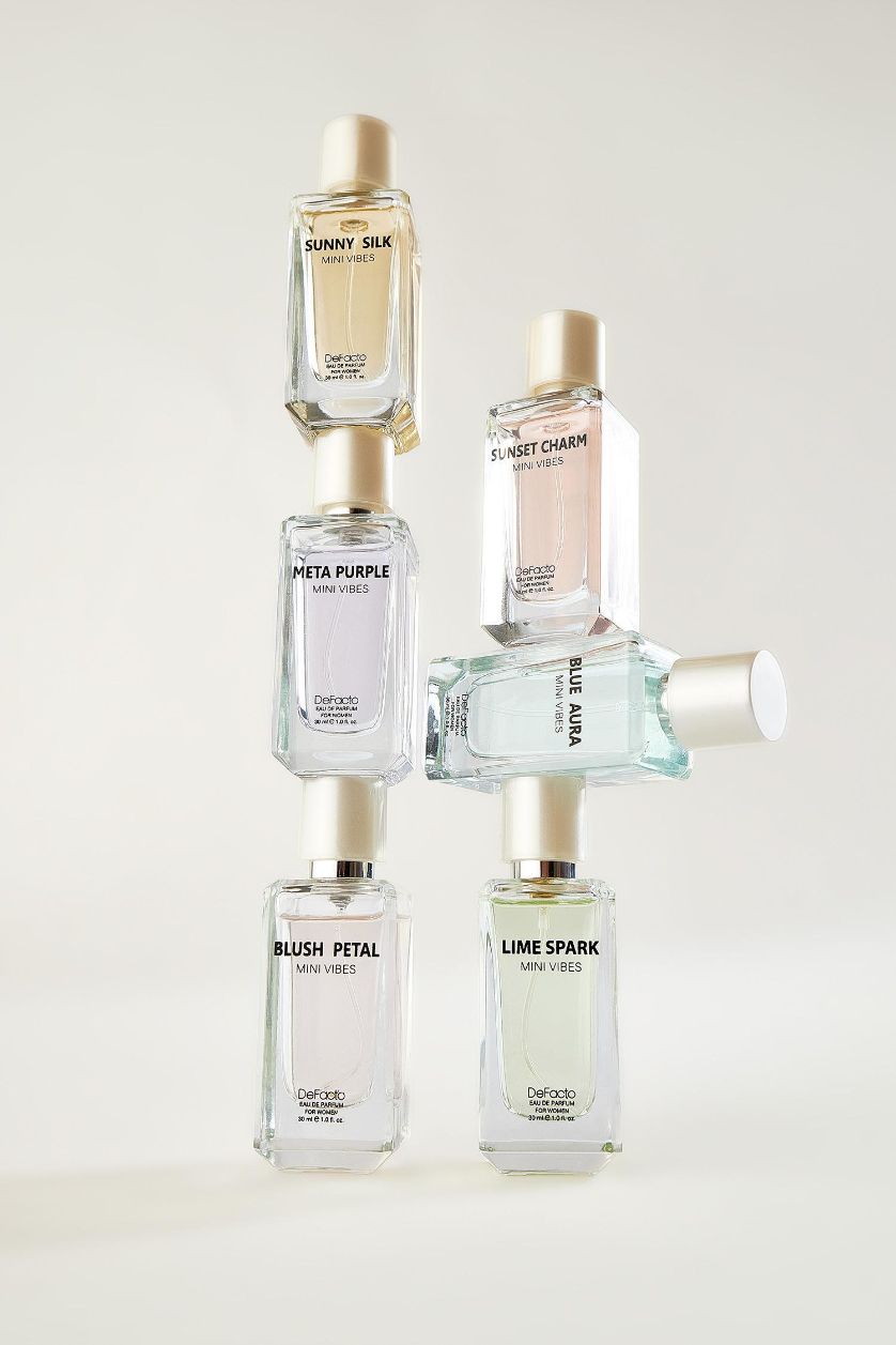 حريمي أزرق فاتح برفان حريمي ميني فايبس - بلو أورا أروماتيك 30 ml EDT