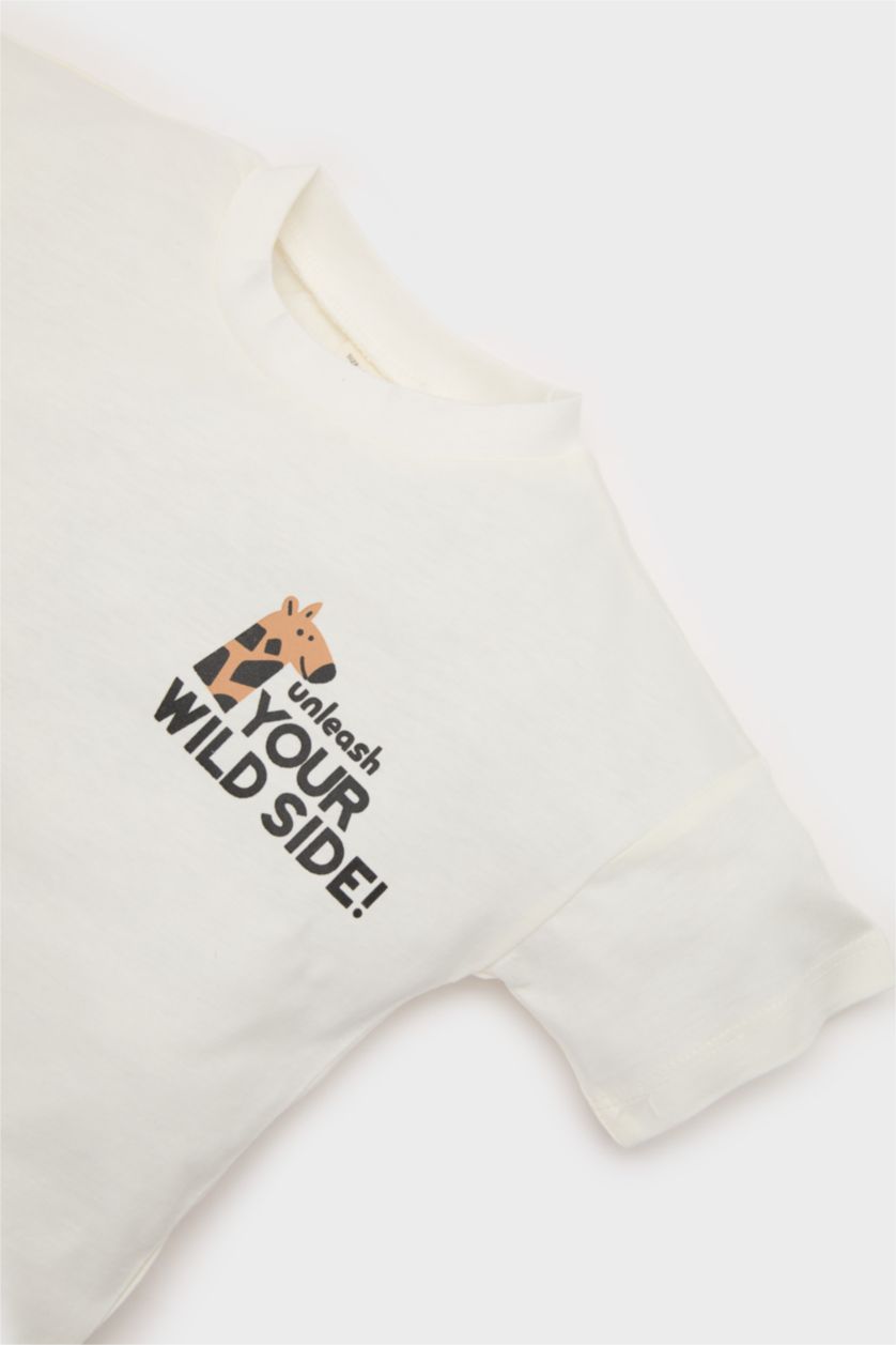 Erkek Bebek Ekru 2'li Takım Baskılı Kısa Kollu Tişört Beli Lastikli Şort Erkek Bebek