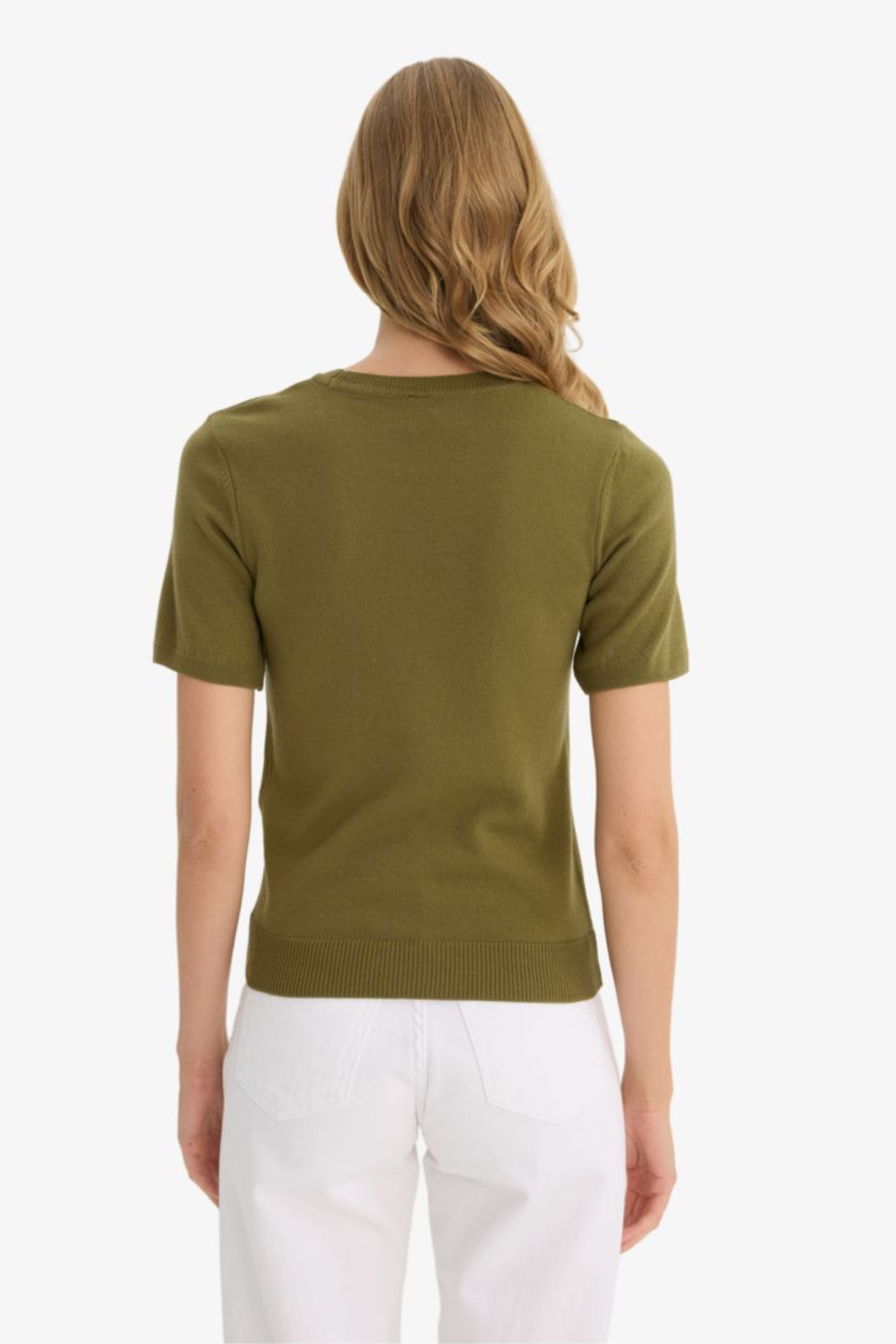 WOMAN Khaki Regular Fit Crew Neck Short Sleeve Knit Pullover
