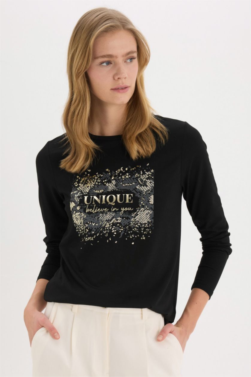 FEMME Noir T-shirt imprimé à manches longues et col rond de Fall in Love