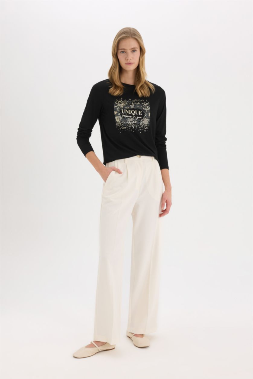 FEMME Noir T-shirt imprimé à manches longues et col rond de Fall in Love