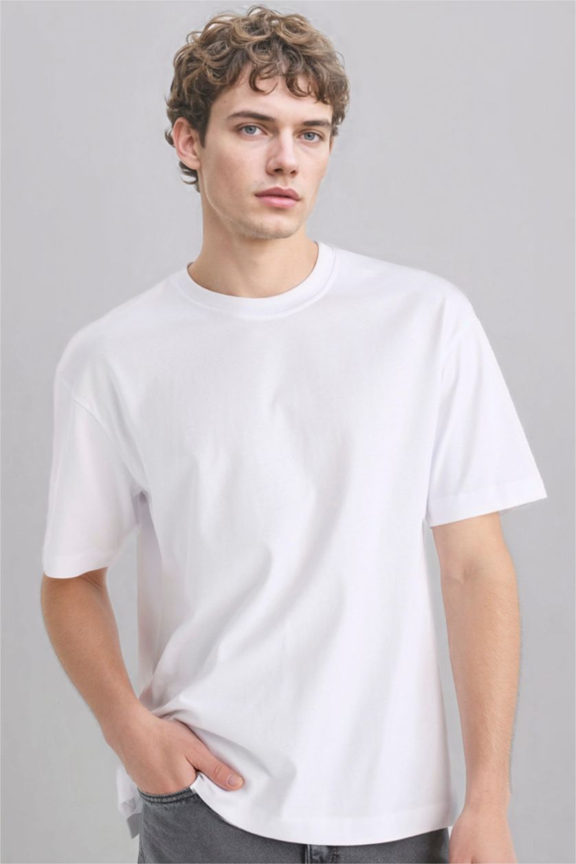 Erkek Beyaz %100 Pamuk Oversize Geniş Kalıp Bisiklet Yaka Basic Düz Kısa Kollu Beyaz Tişört