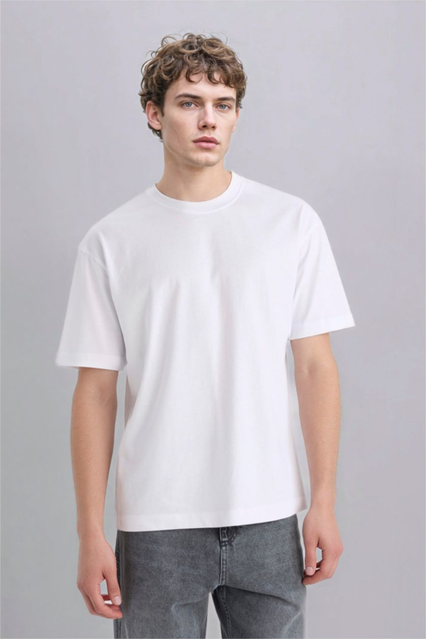 Erkek Beyaz %100 Pamuk Oversize Geniş Kalıp Bisiklet Yaka Basic Düz Kısa Kollu Beyaz Tişört