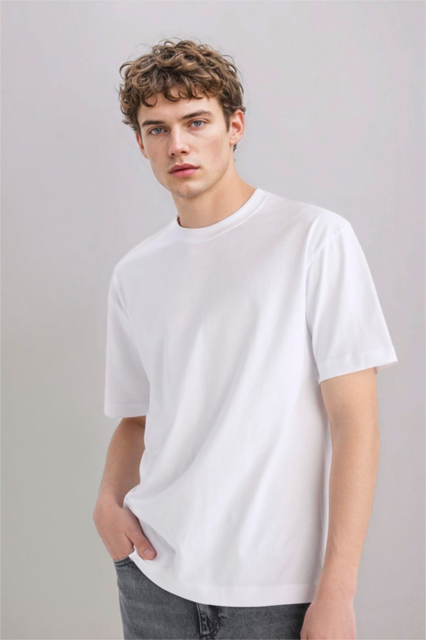 Erkek Beyaz %100 Pamuk Oversize Geniş Kalıp Bisiklet Yaka Basic Düz Kısa Kollu Beyaz Tişört