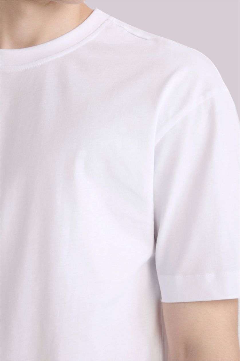 Erkek Beyaz %100 Pamuk Oversize Geniş Kalıp Bisiklet Yaka Basic Düz Kısa Kollu Beyaz Tişört