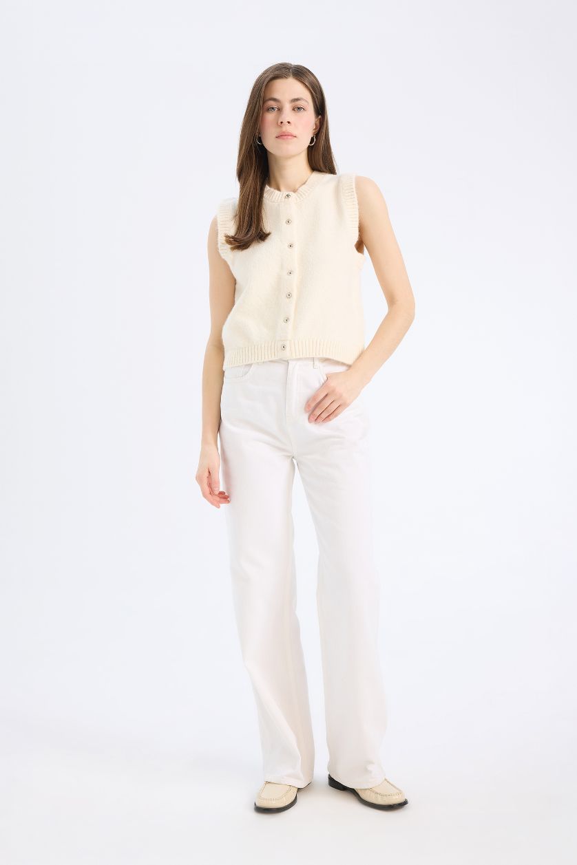 Женщины Бежевый Регулярная посадка, вязаный жилет с воротом-стойкой и пуговицами