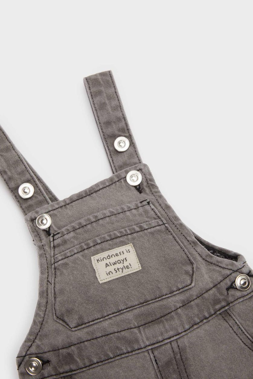 طفل صغير رمادي فاتح جمبسوت جينز بيبي اولادي رمادي