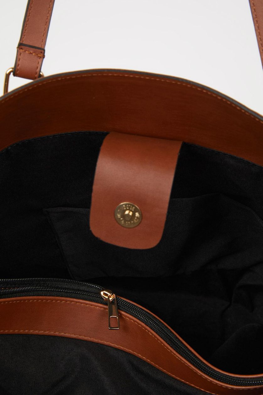 Woman Brown Woman Suede Shoulder Bag
