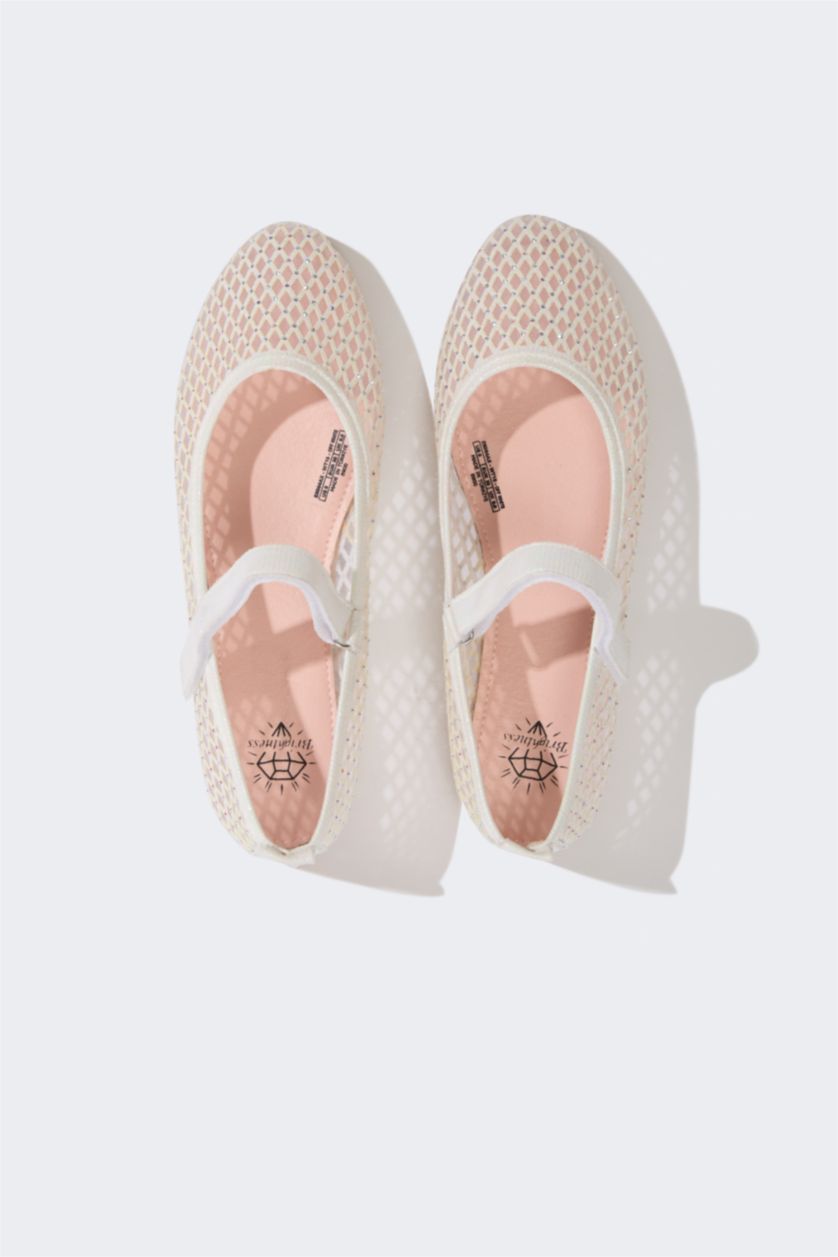 نساء اوف وايت حذاء فلات بناتي بكعب مسطح