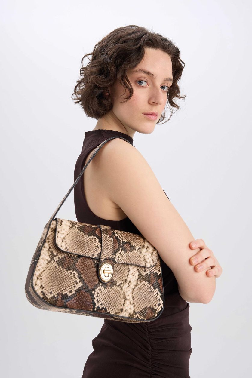 نساء Karma جنطة كتف نسائي بطبعة جلد الأفعى