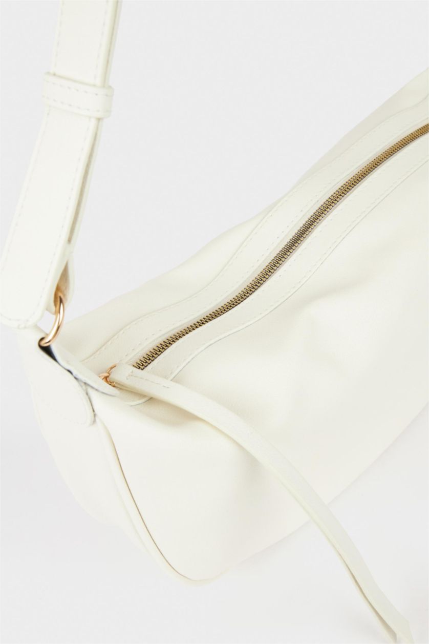 Kadın Açık Bej Kadın Suni Deri Omuz Çantası