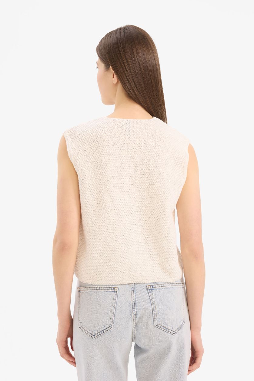 Kadın Ekru Regular Fit Bisiklet Yaka Önden Bağlamalı Triko Yelek