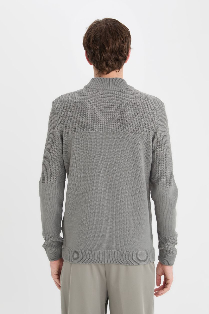 Erkek Haki Standart Fıt Yarım Balıkçı Yaka Triko Kazak