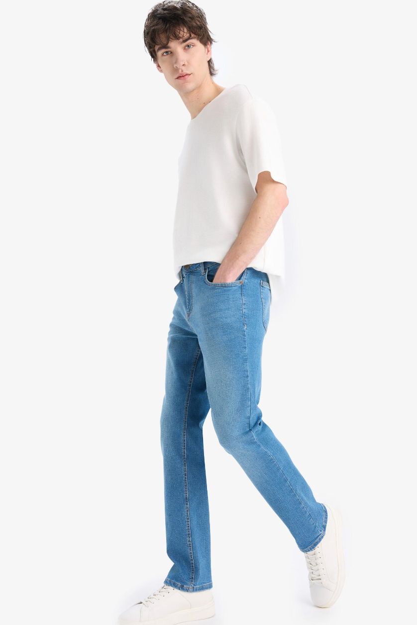 MAN Blue Sergio Regular Fit Super Skinny Hem Jeans