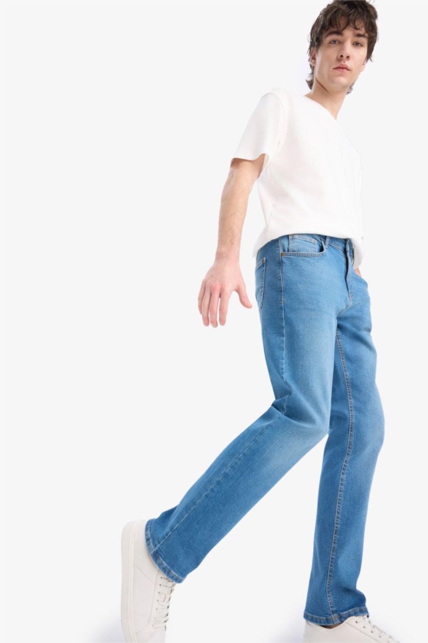 MAN Blue Sergio Regular Fit Super Skinny Hem Jeans
