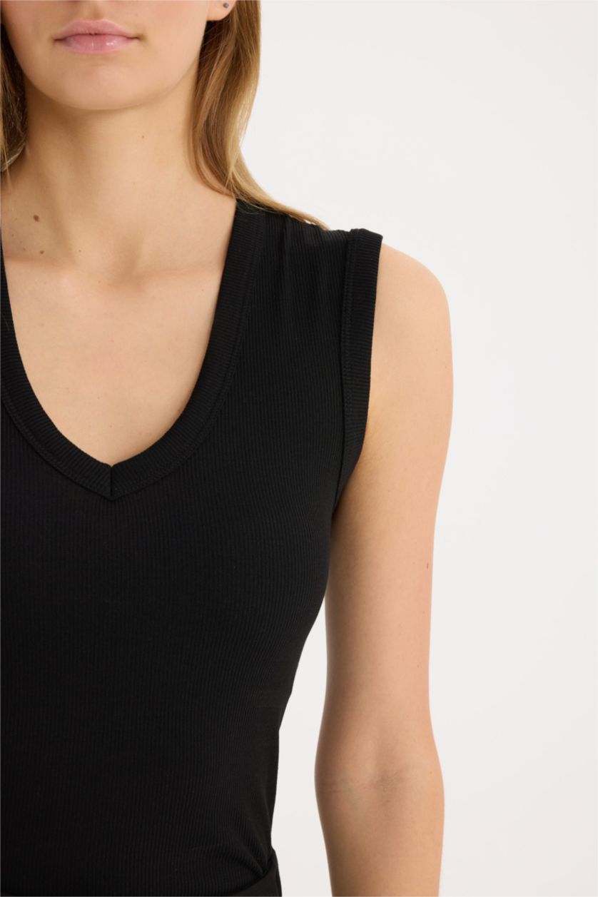 نساء أسود ديباردور مضلع سليم برقبة V