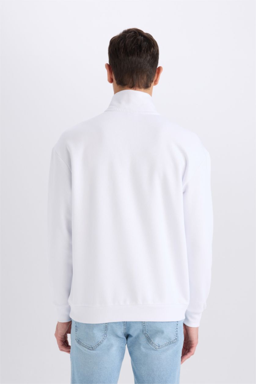 Erkek Beyaz Boxy Fıt Sweatshirt