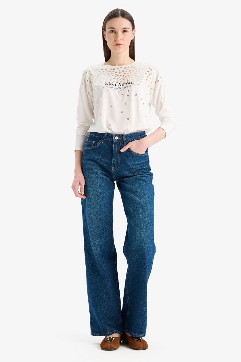 نساء بيج فاتح Crew Neck Printed Long Sleeve T-Shirt