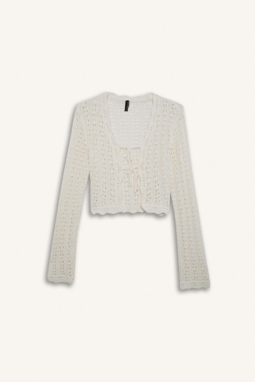 Kadın Ekru Regular Fit V Yaka Bağlamalı Kroşe Triko Hırka