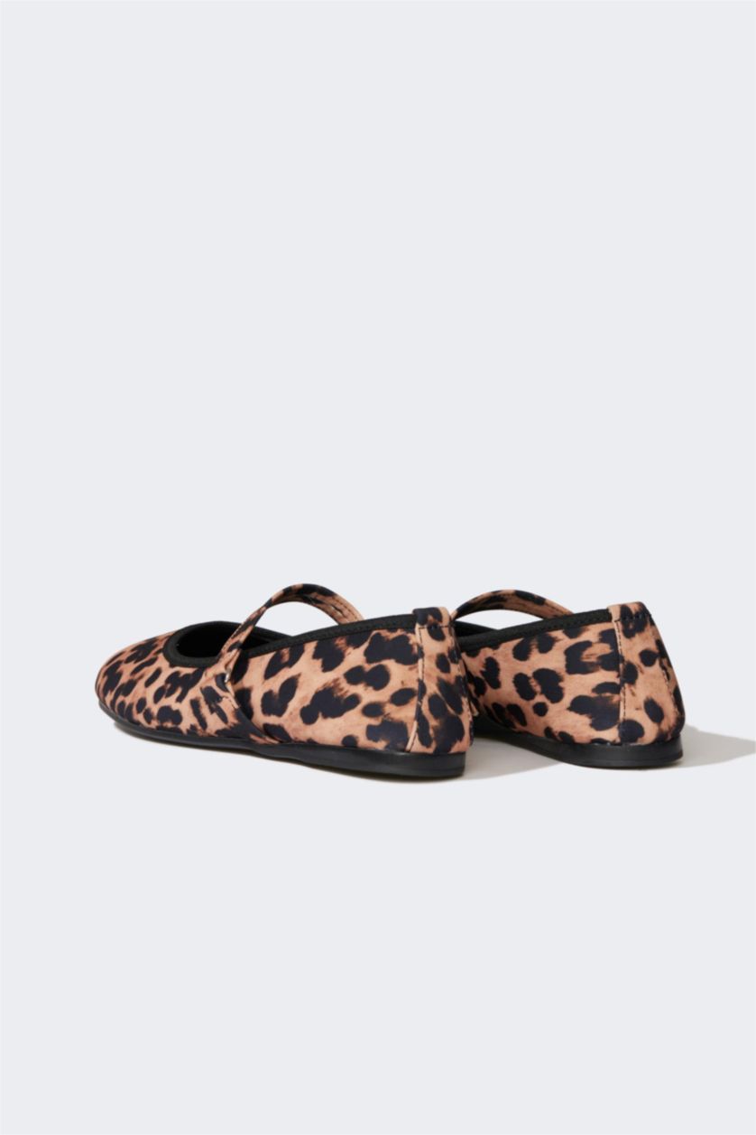 Woman Karma Woman Leopard Patterned Single Strap Ballerina Flat Shoes