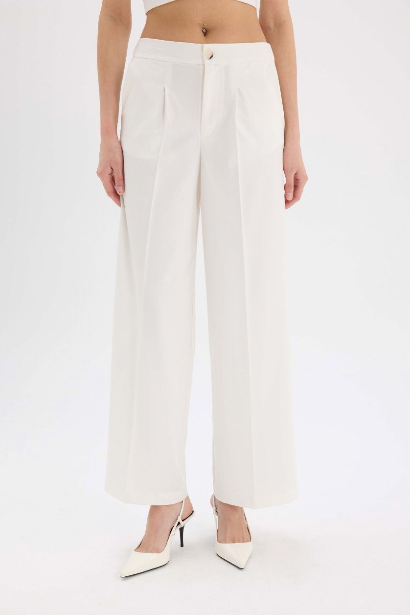 Kadın Ekru Baggy Fit Fermuarlı Cepli Yüksek Bel Standart Boy Kumaş Palazzo Pantolon