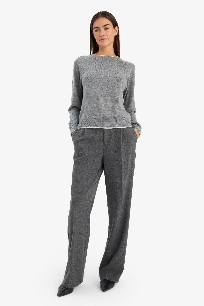 Woman Grey Straight Fit Zippered High Waist Trousers