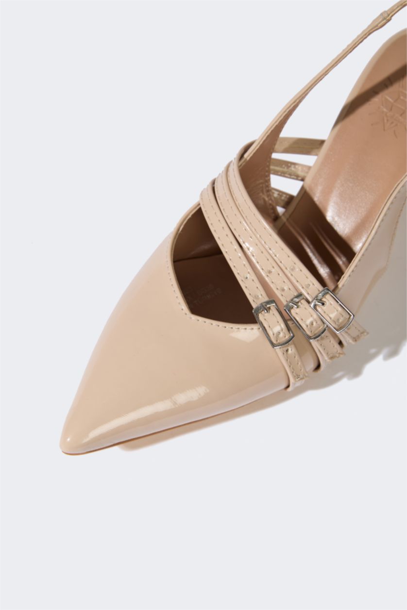 Kadın Bej Kadın Çift Bantlı Yüksek Taban Suni Deri Topuklu Sandalet