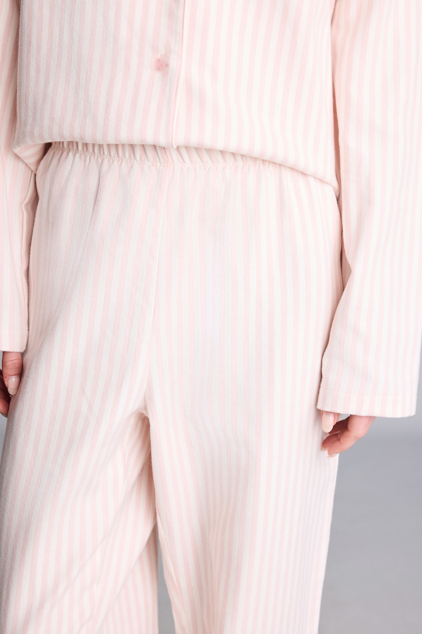 Kadın Açık Pembe Regular Fit Flanel Çizgili Uzun Kollu Üst Uzun Alt Pijama Takımı