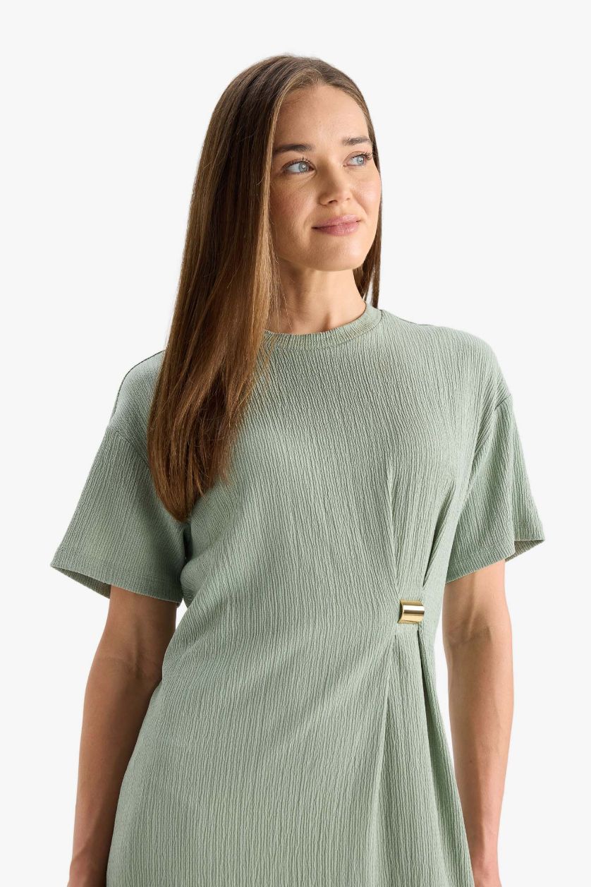Kadın Açık Yeşil Regular Fit Bisiklet Yaka Basic Düz Bürümcük Kısa Kollu Midi Elbise
