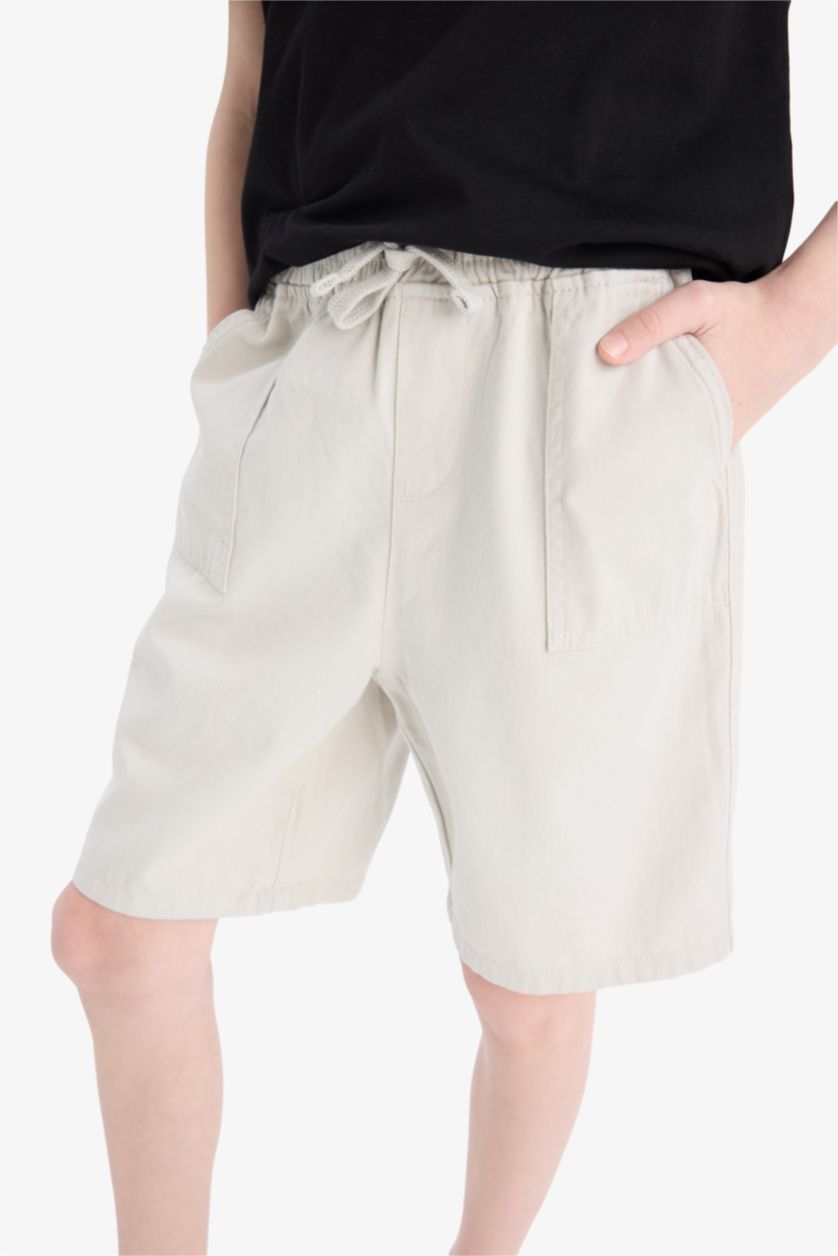 Erkek Çocuk - Genç Erkek Açık Gri Beli Lastikli Cepli Gabardin Şort Erkek Çocuk