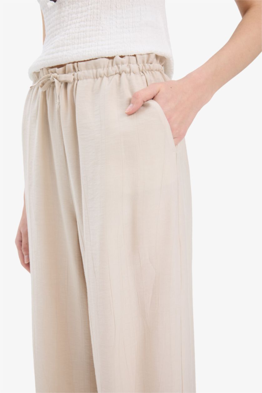 Woman Beige Double Pocket High Elastic Waist Wide Leg Trousers