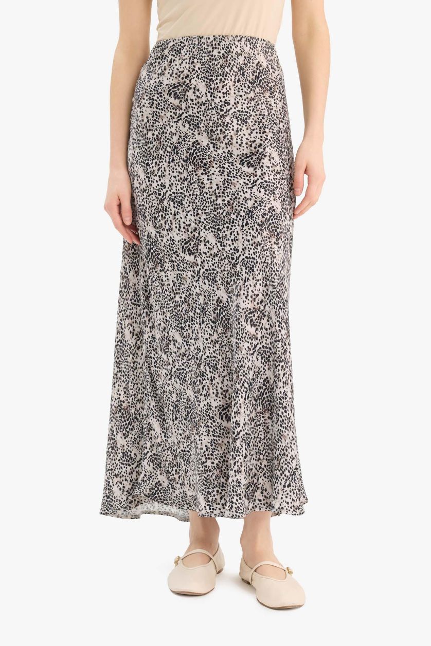 Kadın Ekru A Kesim Leopar Desenli Normal Bel Midi Saten Etek