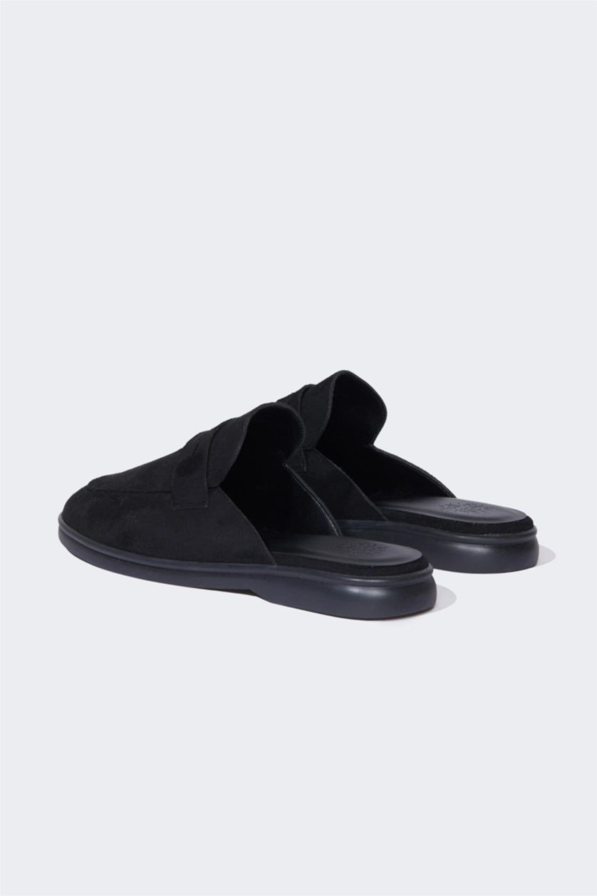 WOMAN Black Woman Flat Sole Slipper