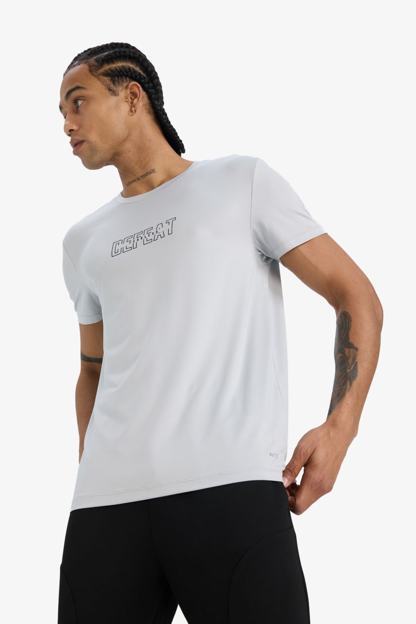 رجالي رمادي فاتح تيشيرت رياضي نص كم سليم فيت مطبوع من DeFactoFit