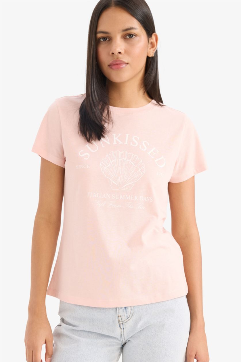 Woman Dark Pink تيشيرت نص ردن قصة عادية وياخة مستديرة بطبعة بحر