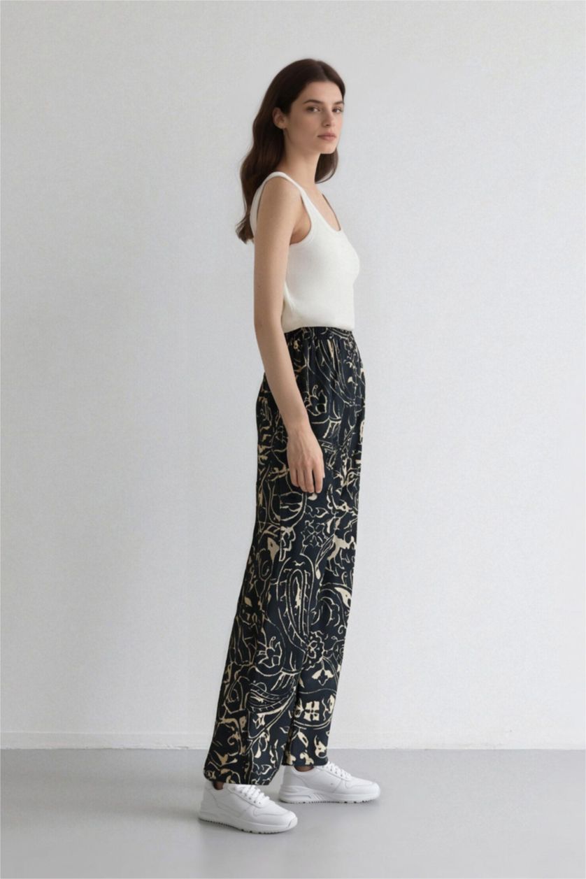 Woman NAVY Wide Leg High Waist Trousers
