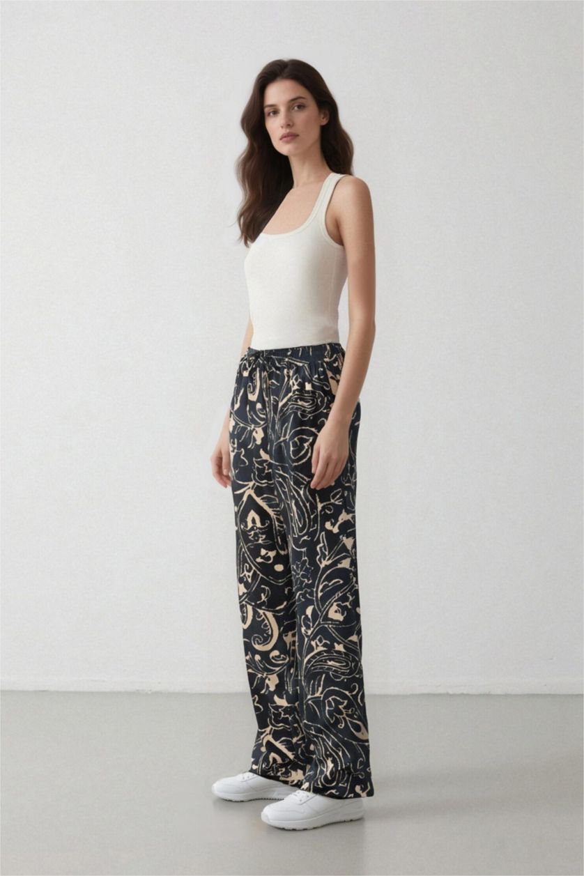 Woman NAVY Wide Leg High Waist Trousers