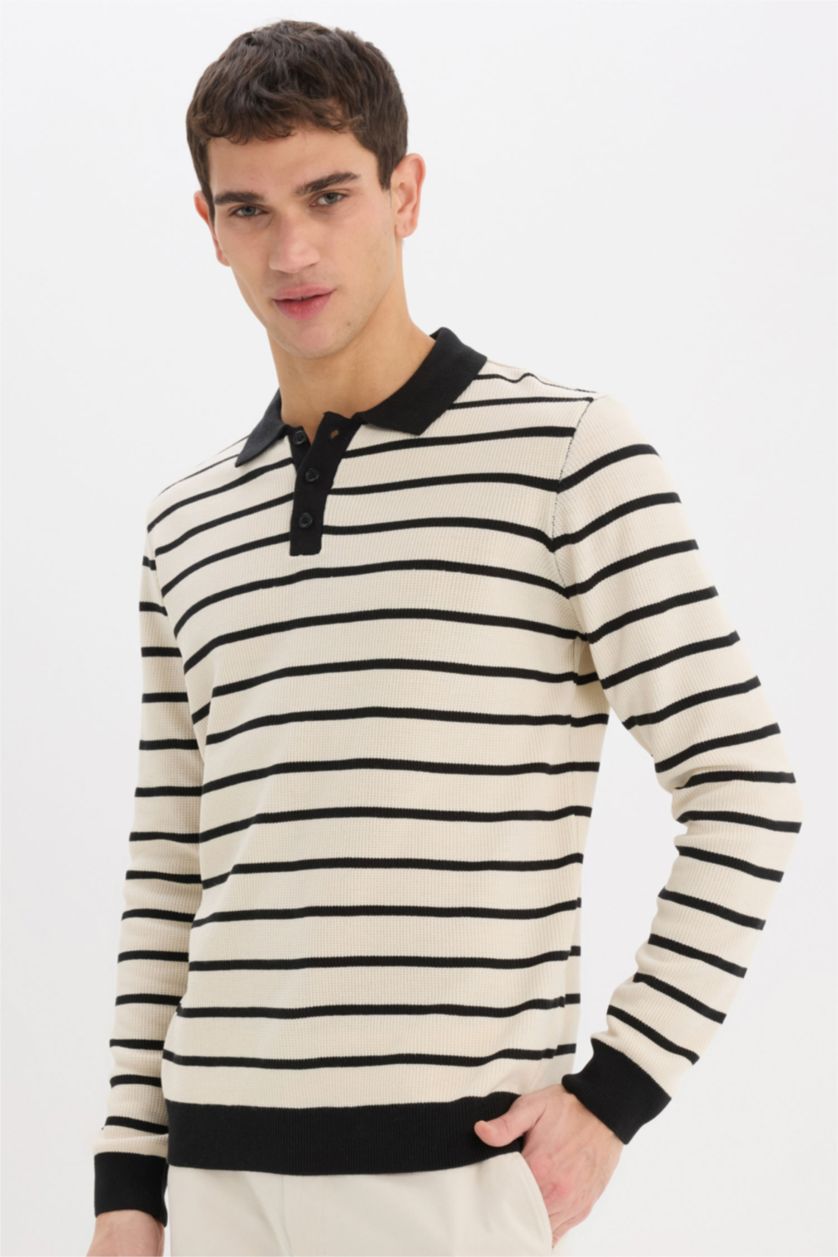 Man Black Standard Fit Polo Collar Knitwear Pullover