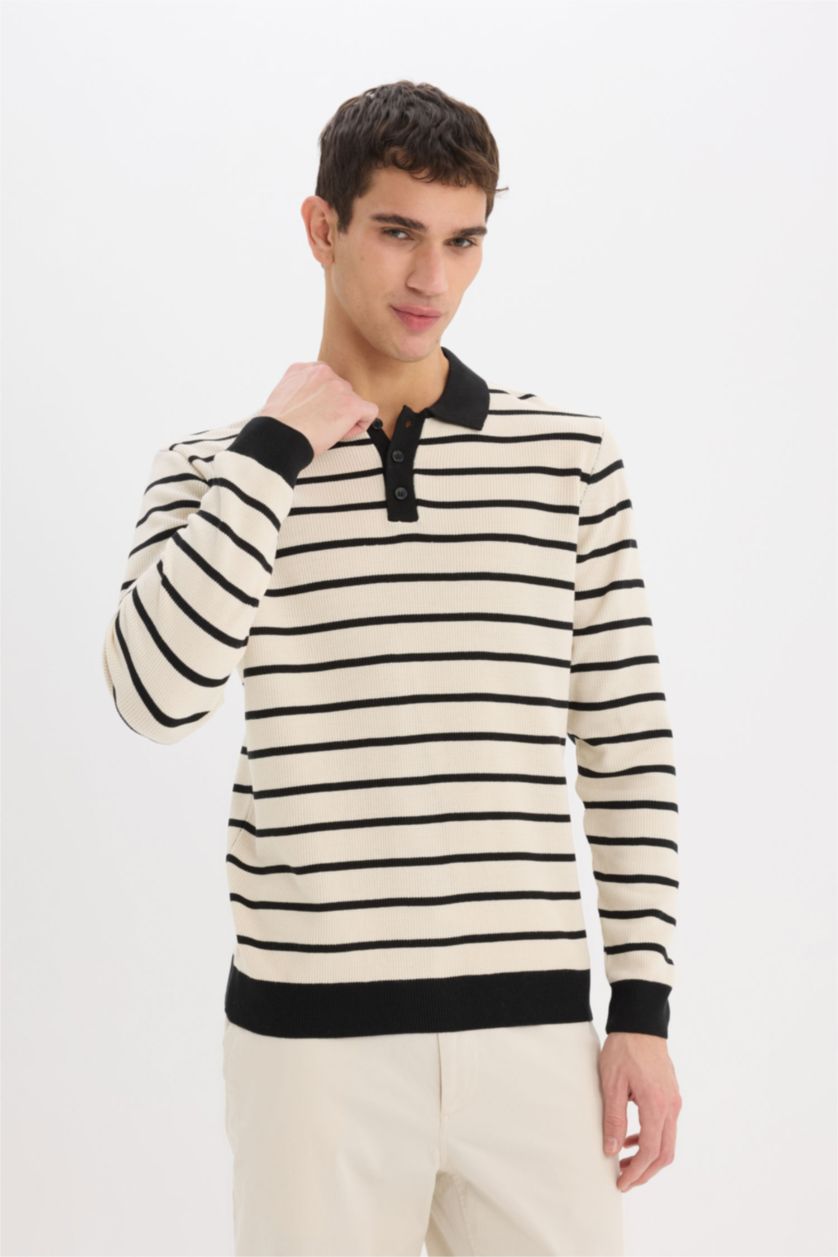 Man Black Standard Fit Polo Collar Knitwear Pullover