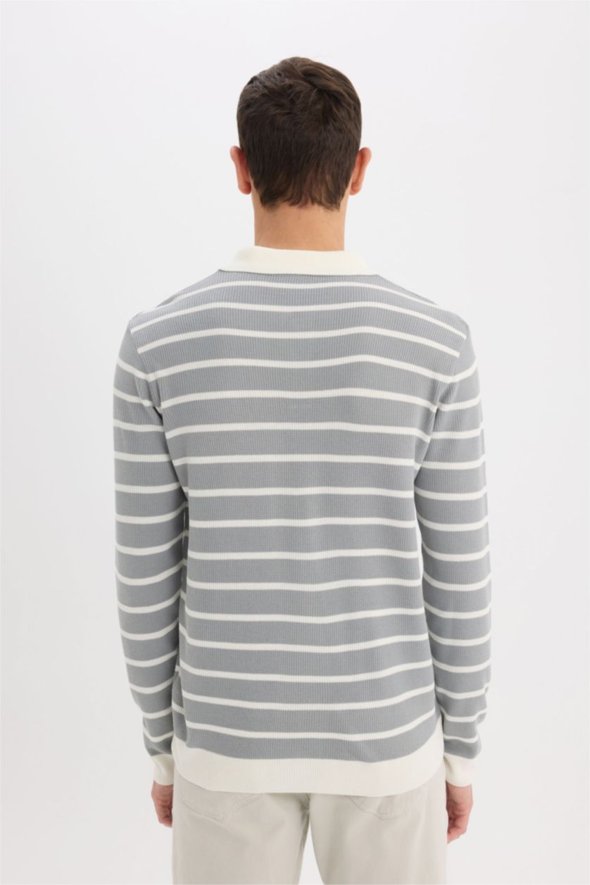 Man Light Grey Standard Fit Polo Collar Knitwear Pullover