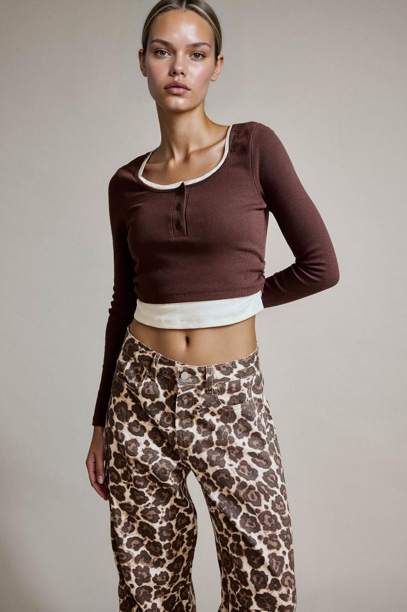 نساء بني Fitted Corduroy Long Sleeve T-Shirt