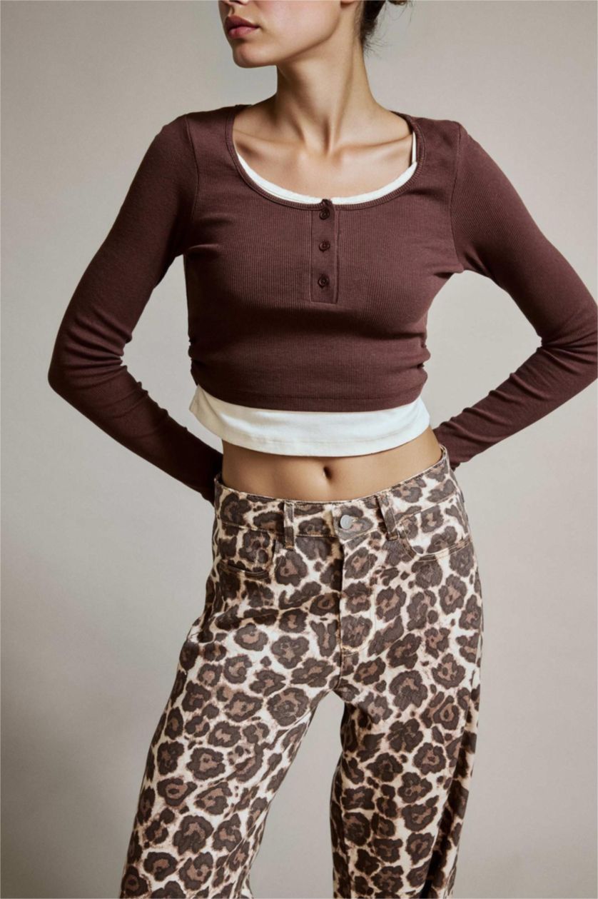 نساء بني Fitted Corduroy Long Sleeve T-Shirt